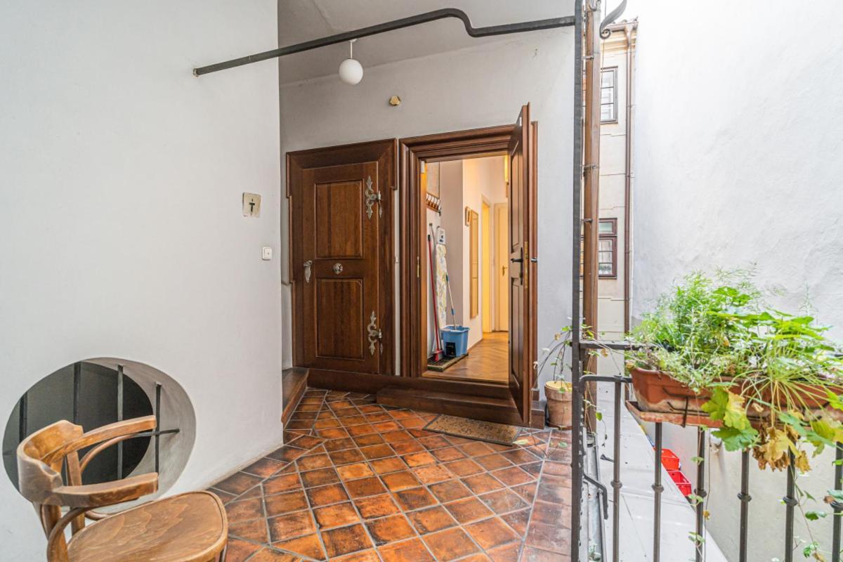 Stylish Studio At Lesser Town, Charles Bridge 3min By Walk Praha